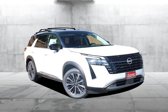 New 2026 Nissan Pathfinder Platinum AWD/4WD image 2