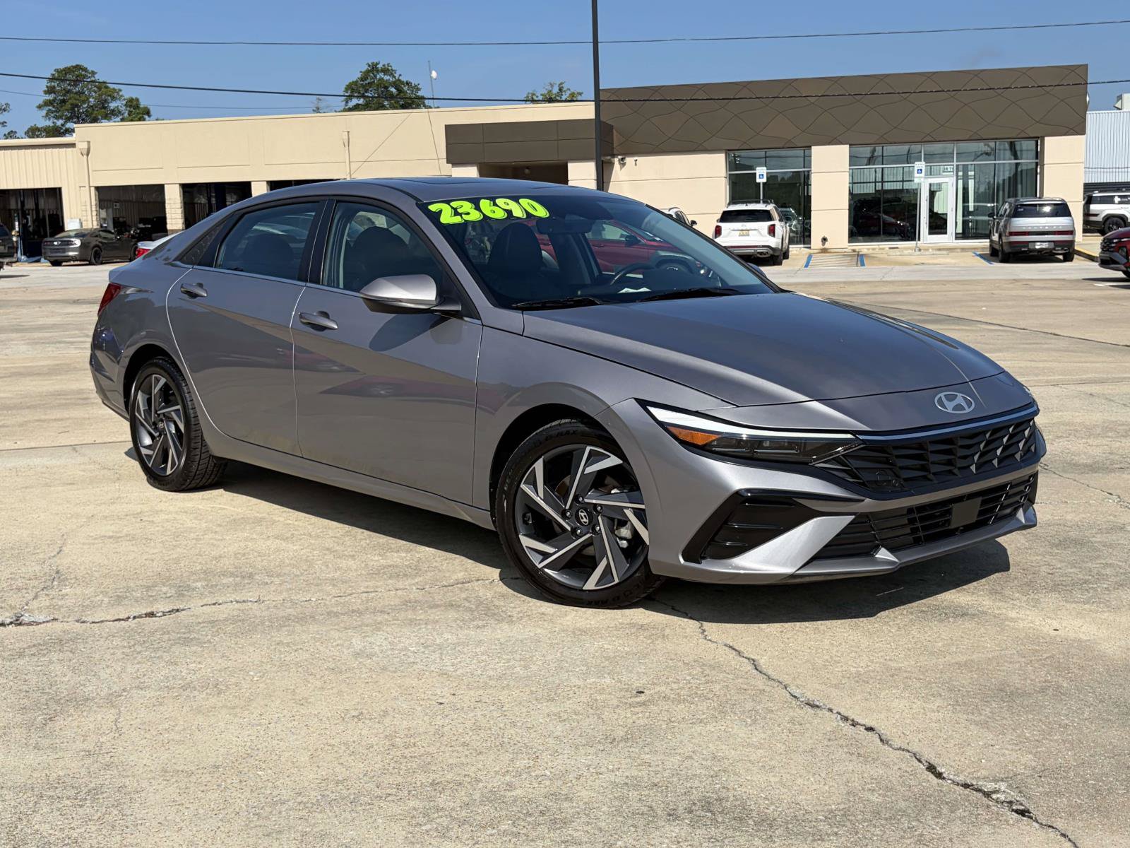 Certified 2025 Hyundai Elantra Limited