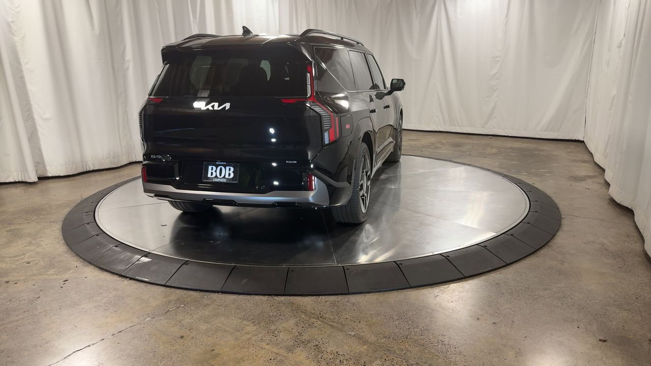 New 2026 Kia EV9 GT-Line image 9