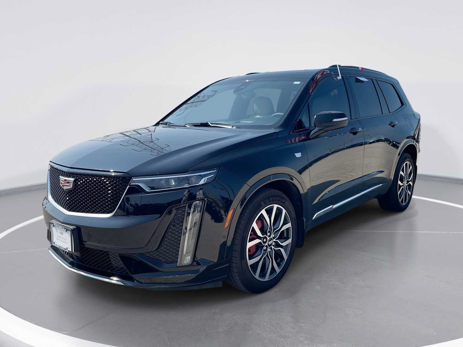 Certified 2023 Cadillac XT6 Sport w/ Technology Package AWD/4WD image 1
