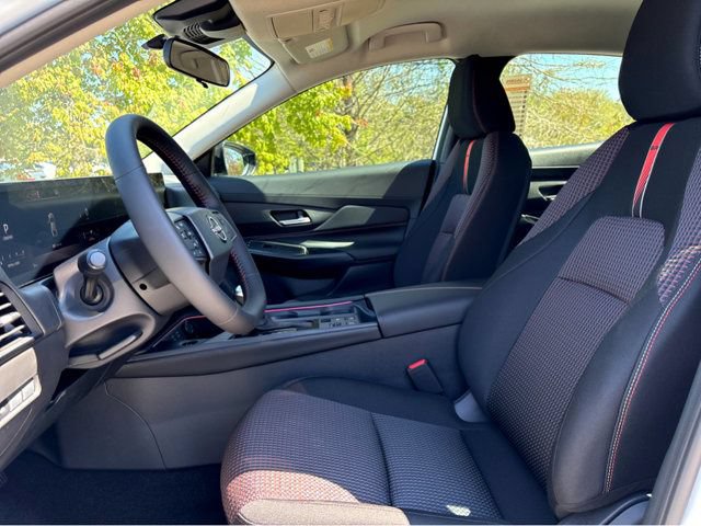 New 2026 Nissan Sentra SR w/ SR All Weather Package FWD image 11