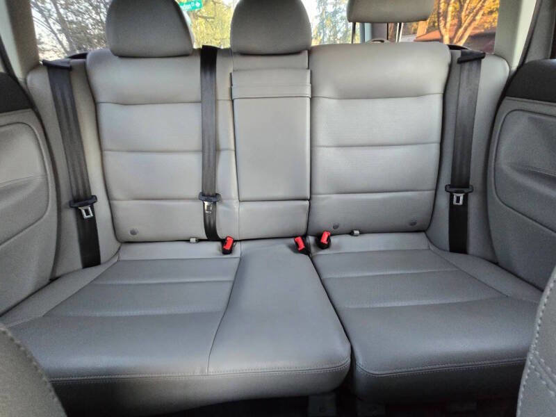 Used 2004 Volkswagen Passat GLS FWD image 15
