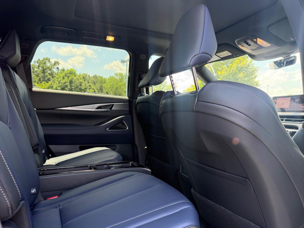 New 2027 INFINITI QX60 Sport w/ Dark Cargo Package AWD/4WD image 4
