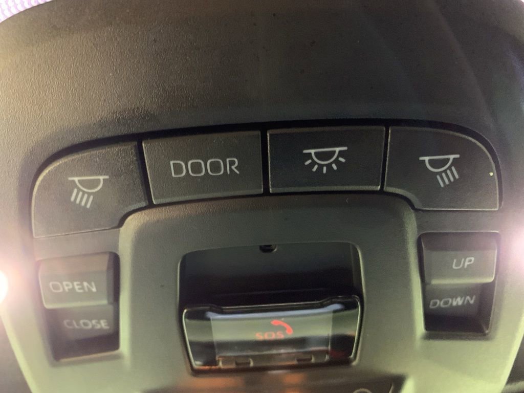 Used 2023 Toyota Corolla Cross XSE w/ Convenience Package image 22