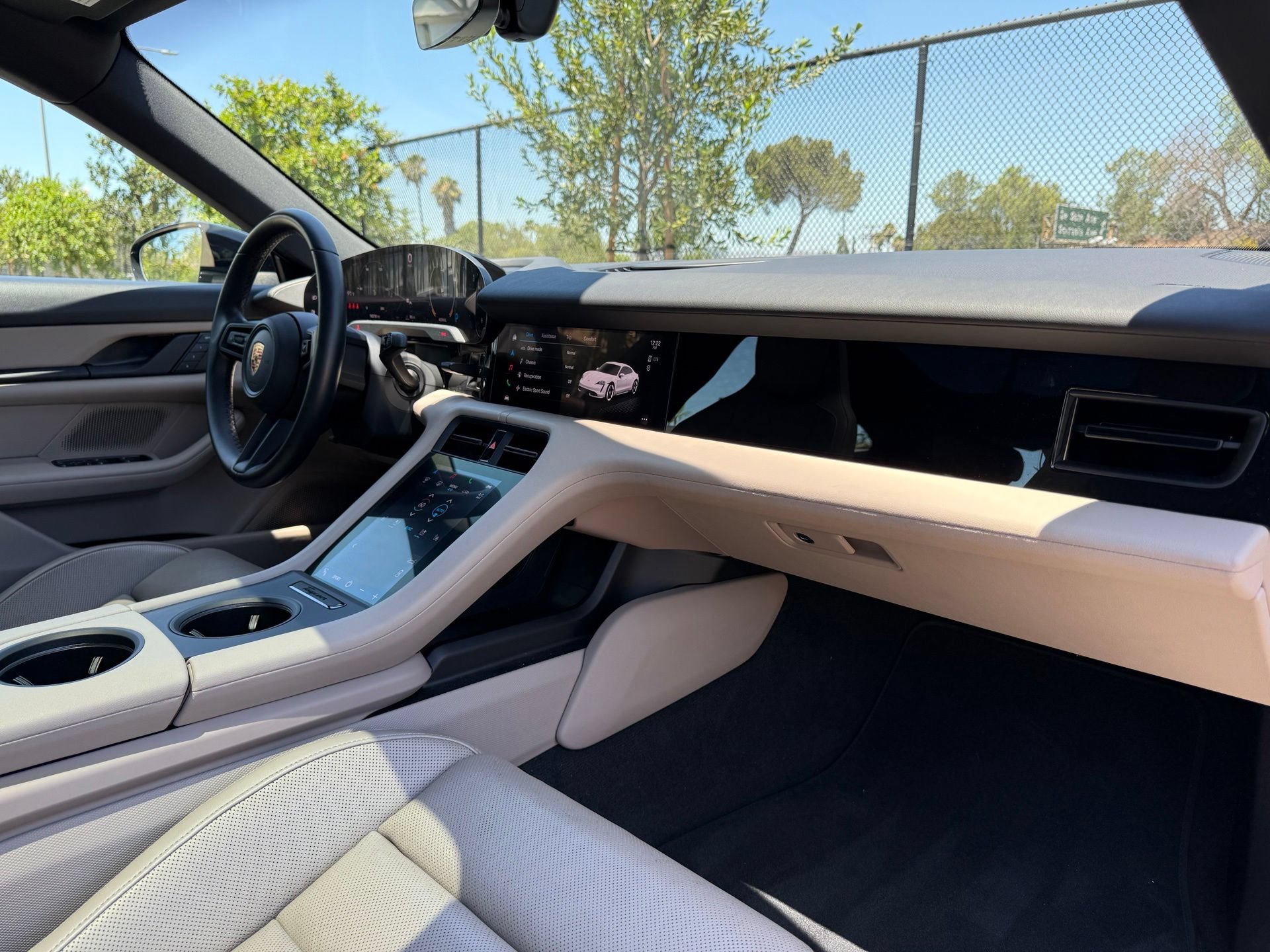 Certified 2023 Porsche Taycan RWD image 24