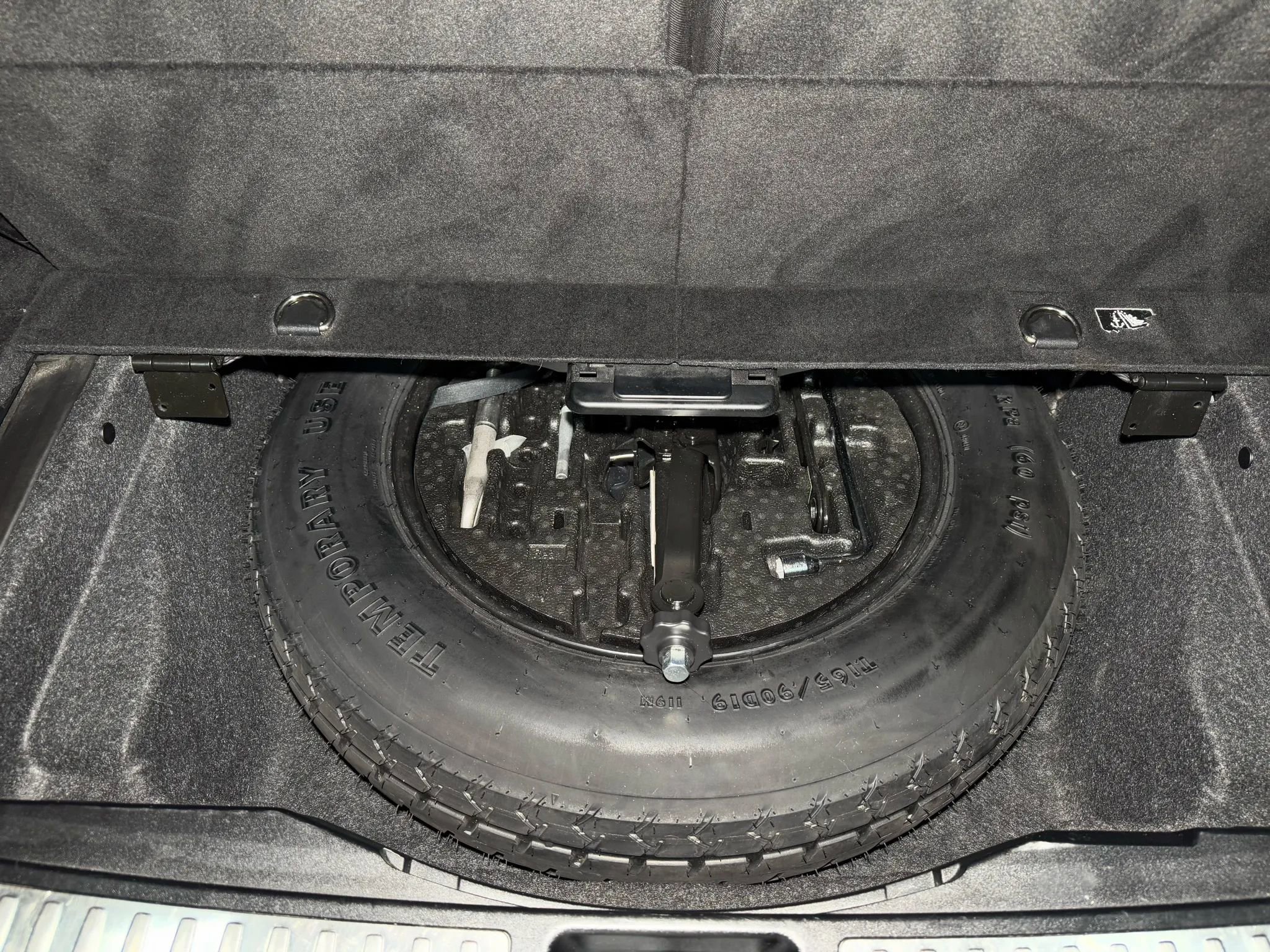 Used 2016 Mercedes-Benz GL 450 4MATIC w/ Premium I Package image 17