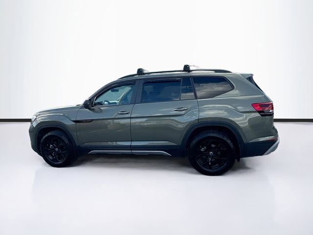 Used 2024 Volkswagen Atlas Peak Edition SEL image 5