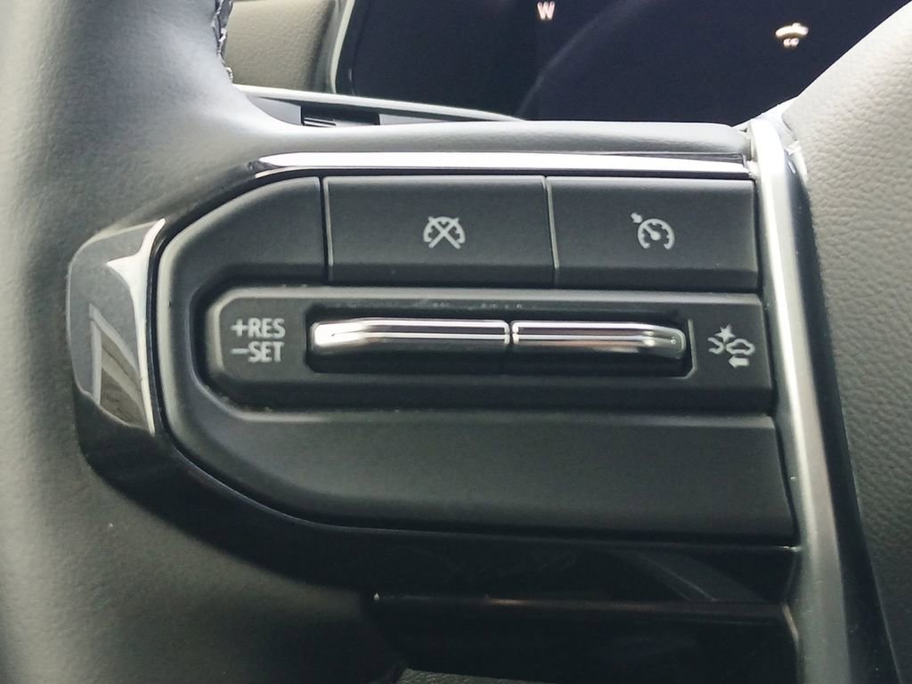 Used 2026 Chevrolet Colorado ZR2 w/ Technology Package image 11