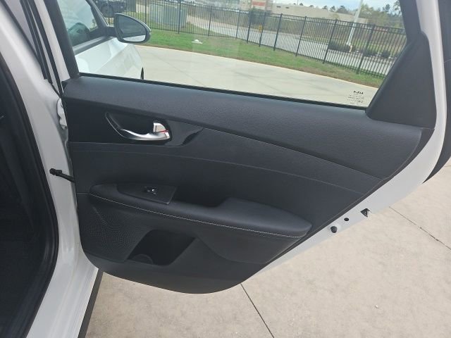 Used 2024 Kia Forte GT-Line w/ GT-Line Premium Package image 27