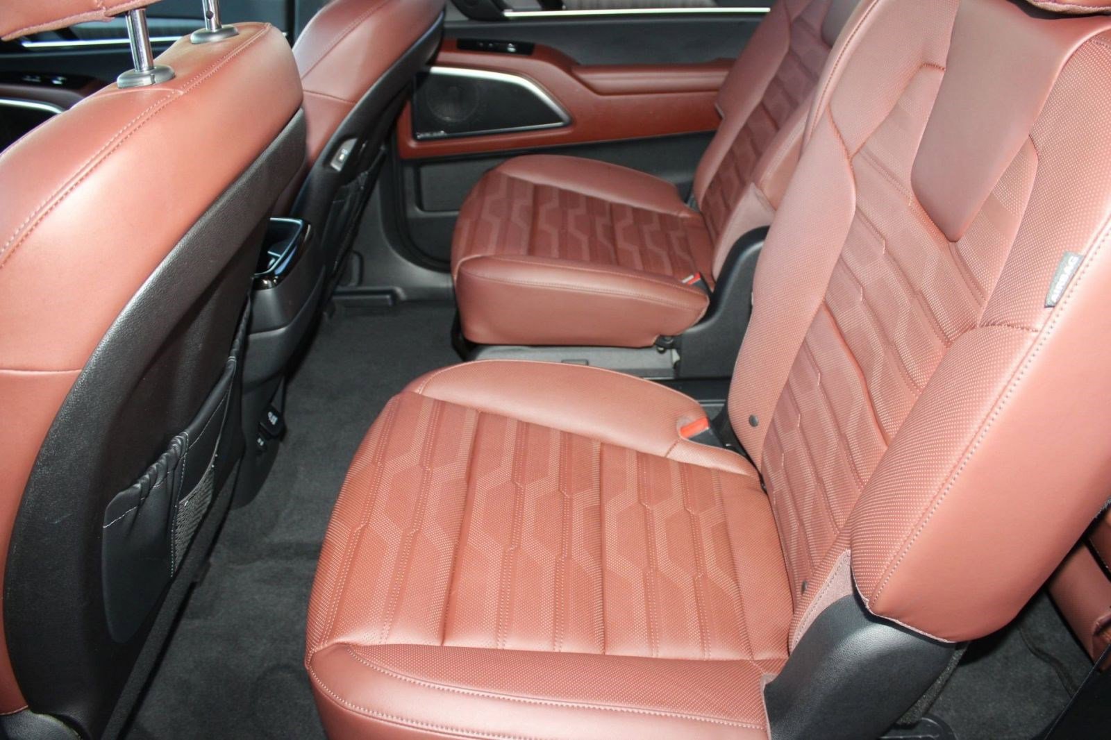 Used 2025 Kia Telluride SX Prestige image 33