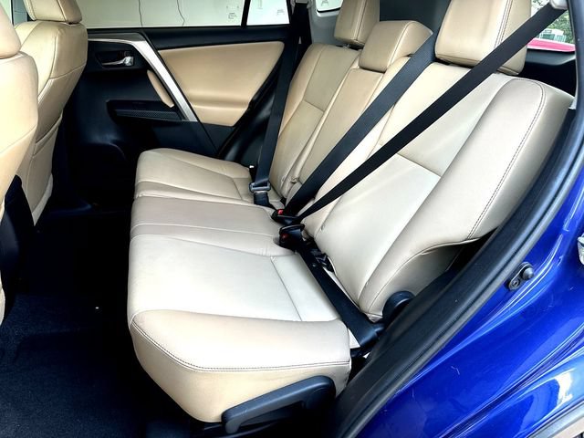 Used 2015 Toyota RAV4 Limited w/ Technology Package AWD/4WD image 19