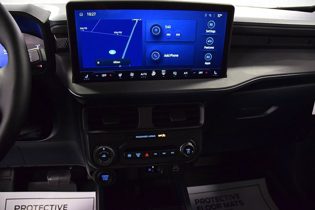 New 2025 Ford Maverick Lariat w/ Black Appearance Package image 25