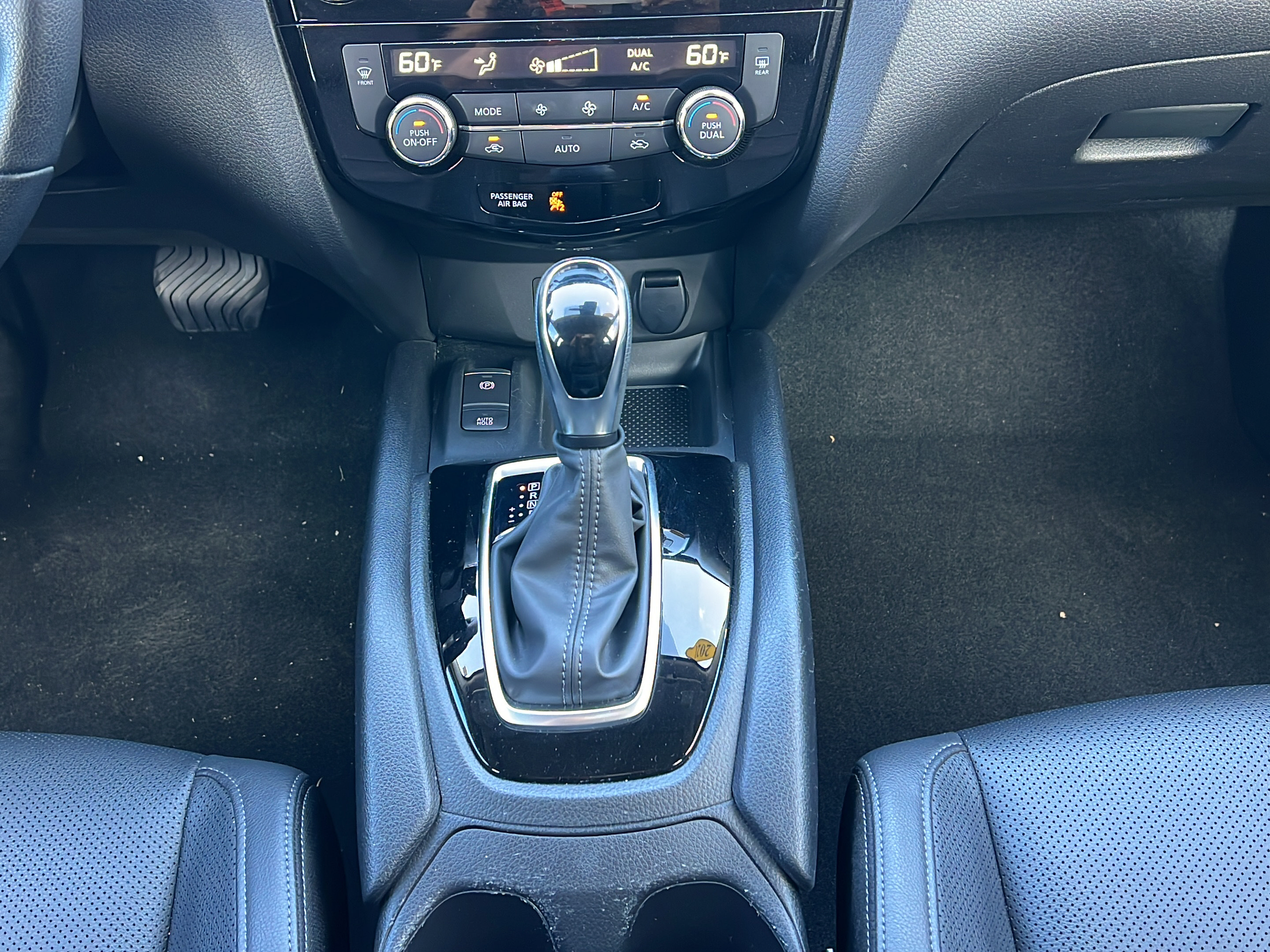 Used 2021 Nissan Rogue Sport SL w/ Premium Package FWD image 15