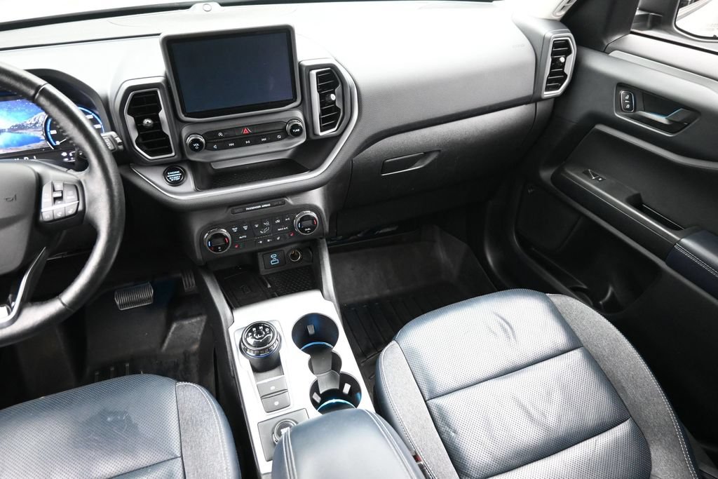 Used 2021 Ford Bronco Sport Outer Banks w/ Outer Banks Package (96D) AWD/4WD image 15