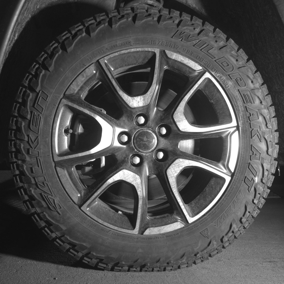 Used 2025 Jeep Compass Trailhawk image 11