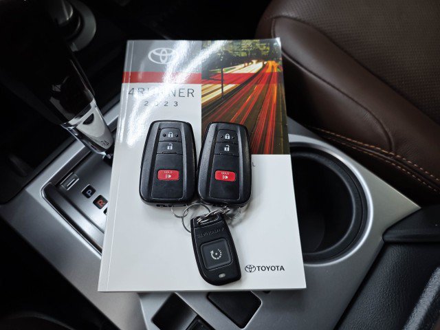 Used 2023 Toyota 4Runner Limited AWD/4WD image 45