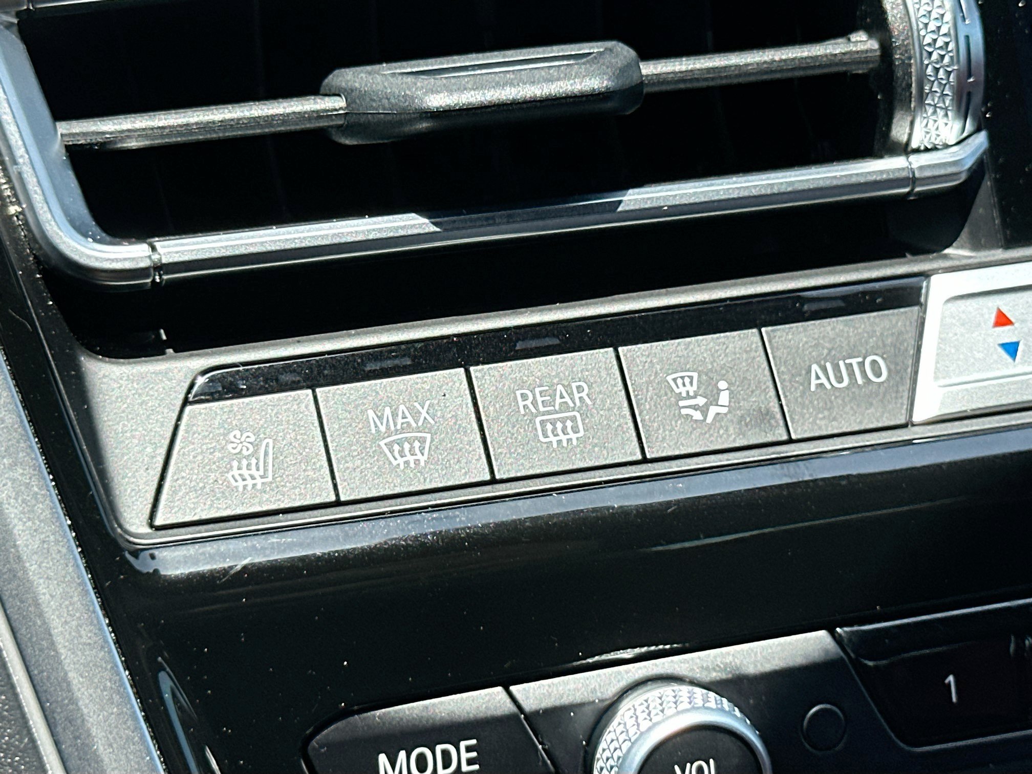 Used 2024 BMW ALPINA B8 xDrive Gran Coupe AWD/4WD image 21