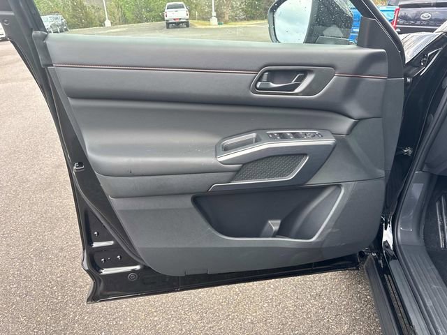 New 2026 Nissan Pathfinder Rock Creek image 20