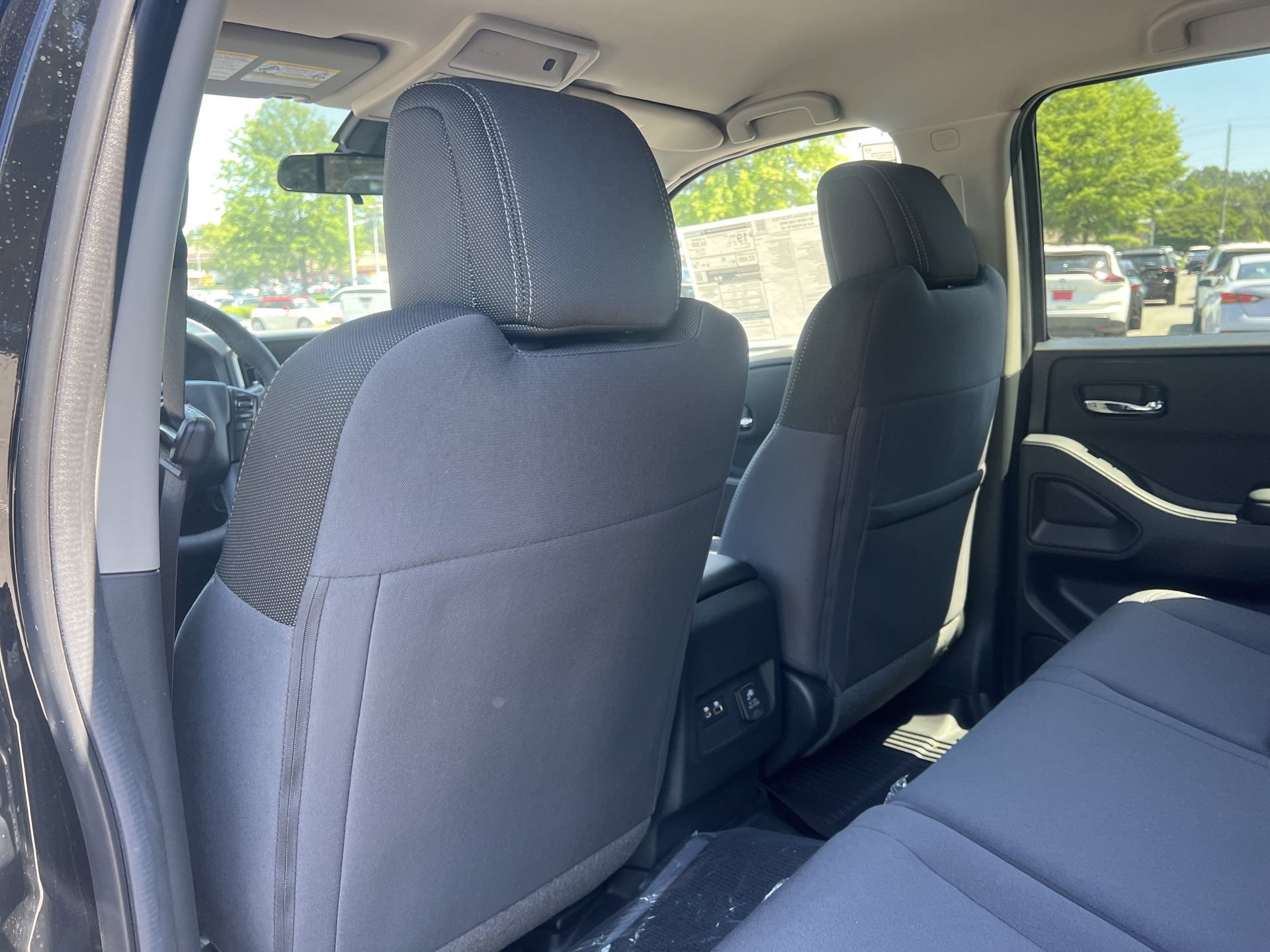 New 2026 Nissan Frontier SV w/ SV Convenience Package AWD/4WD image 16