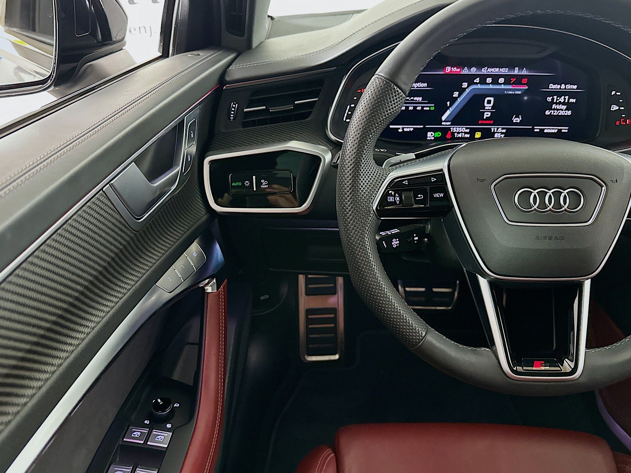 Used 2025 Audi S6 Premium Plus w/ Premium Plus Package AWD/4WD image 10