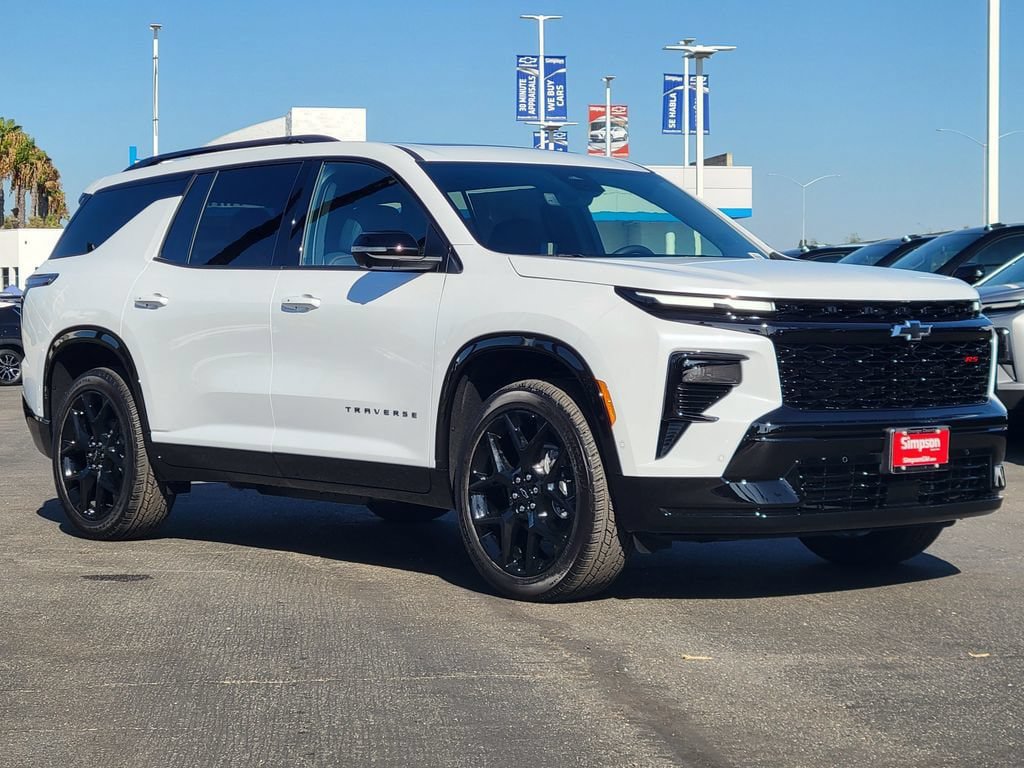 New 2026 Chevrolet Traverse RS w/ LPO, Floor Liner Package AWD/4WD image 30