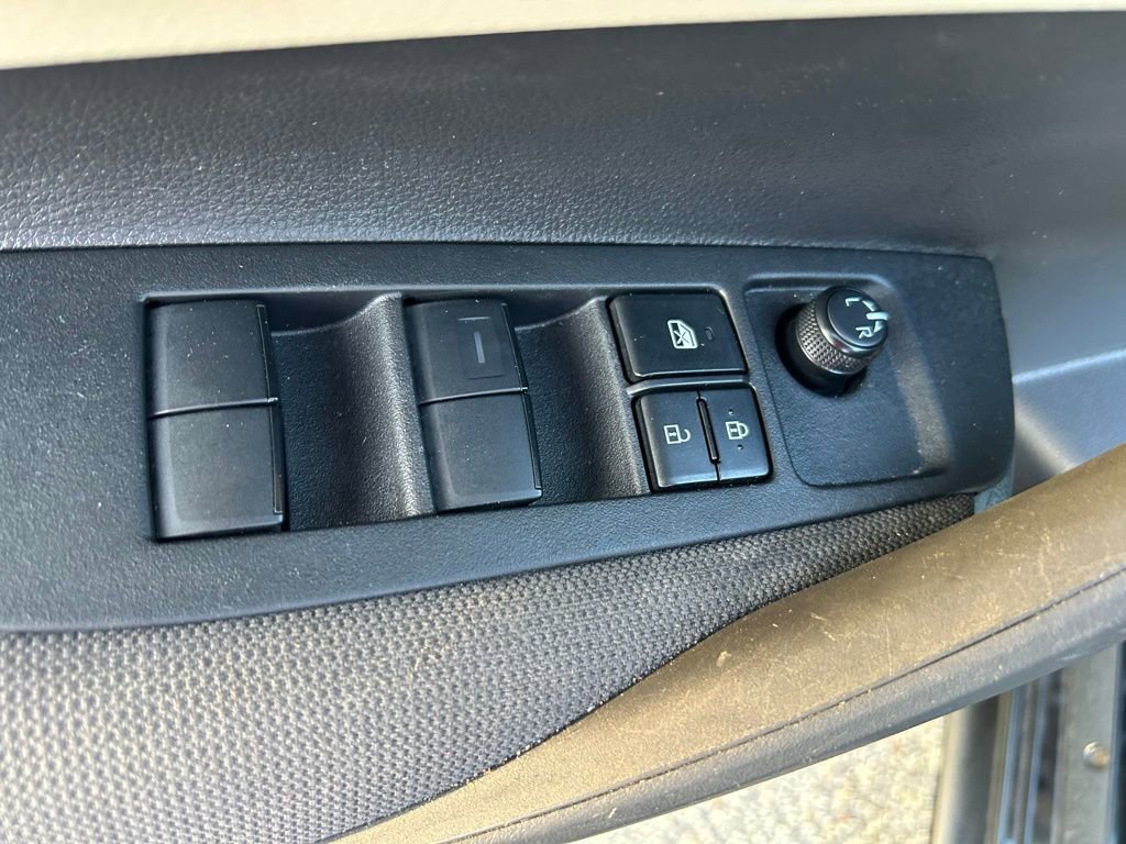 Used 2026 Toyota Corolla LE FWD image 16