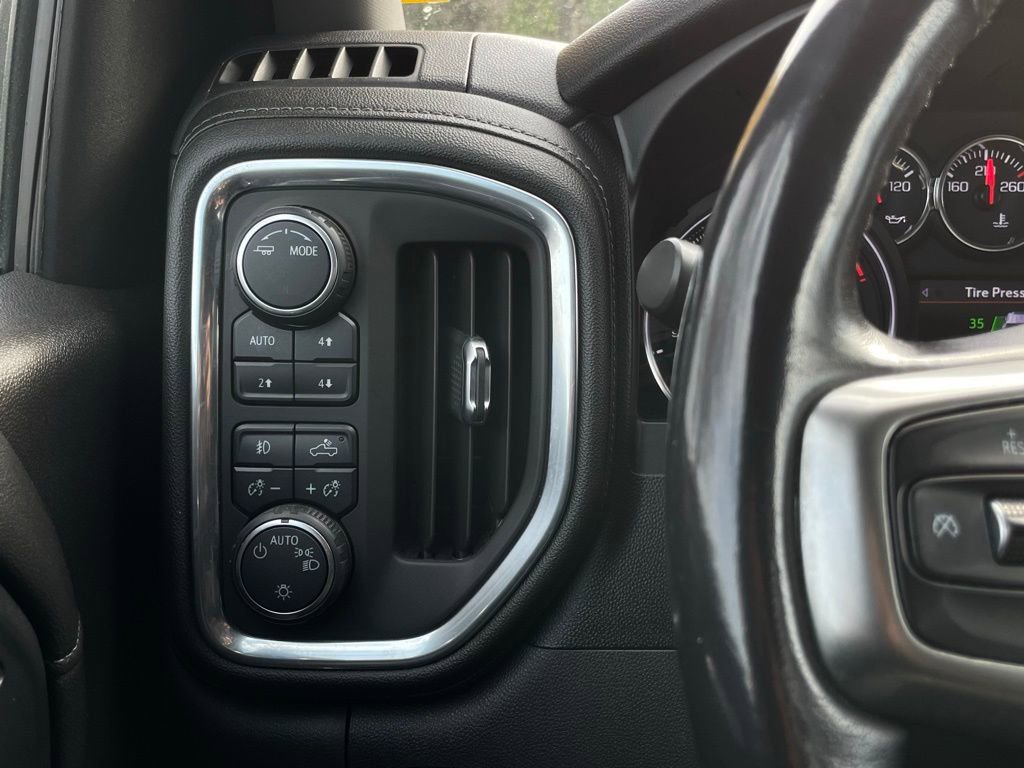 Used 2021 Chevrolet Silverado 1500 RST AWD/4WD image 13