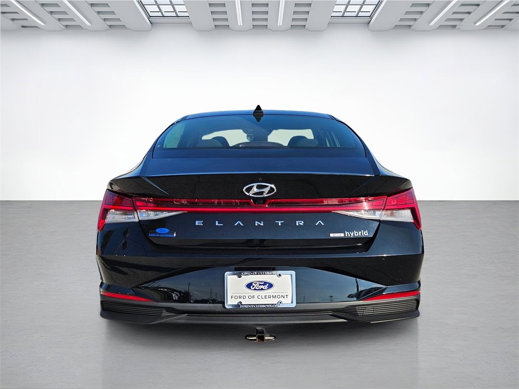 Used 2023 Hyundai Elantra Blue image 6