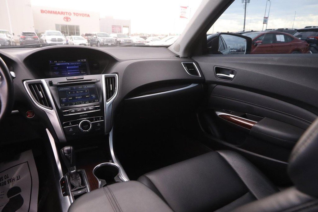 Used 2015 Acura TLX image 27