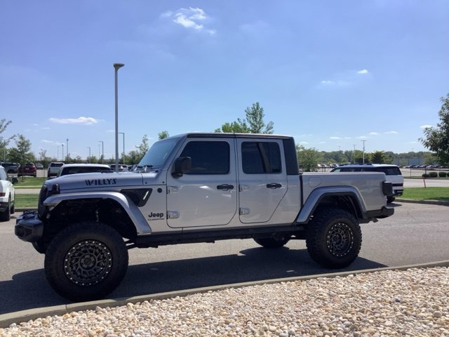 Used 2021 Jeep Gladiator Sport AWD/4WD image 6