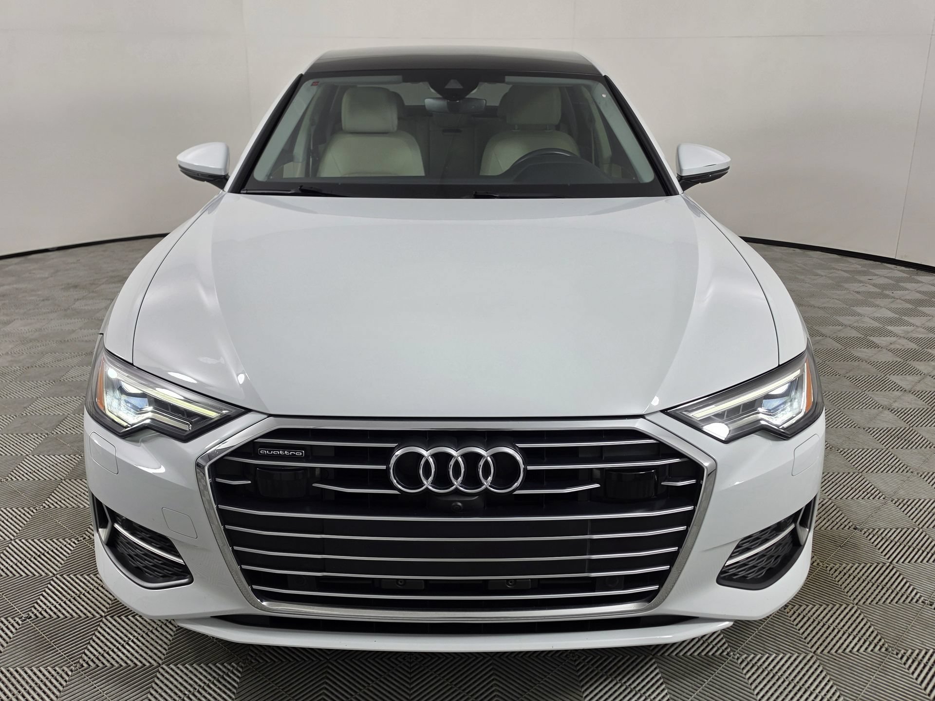 Used 2023 Audi A6 Premium Plus w/ Premium Plus Package AWD/4WD image 2