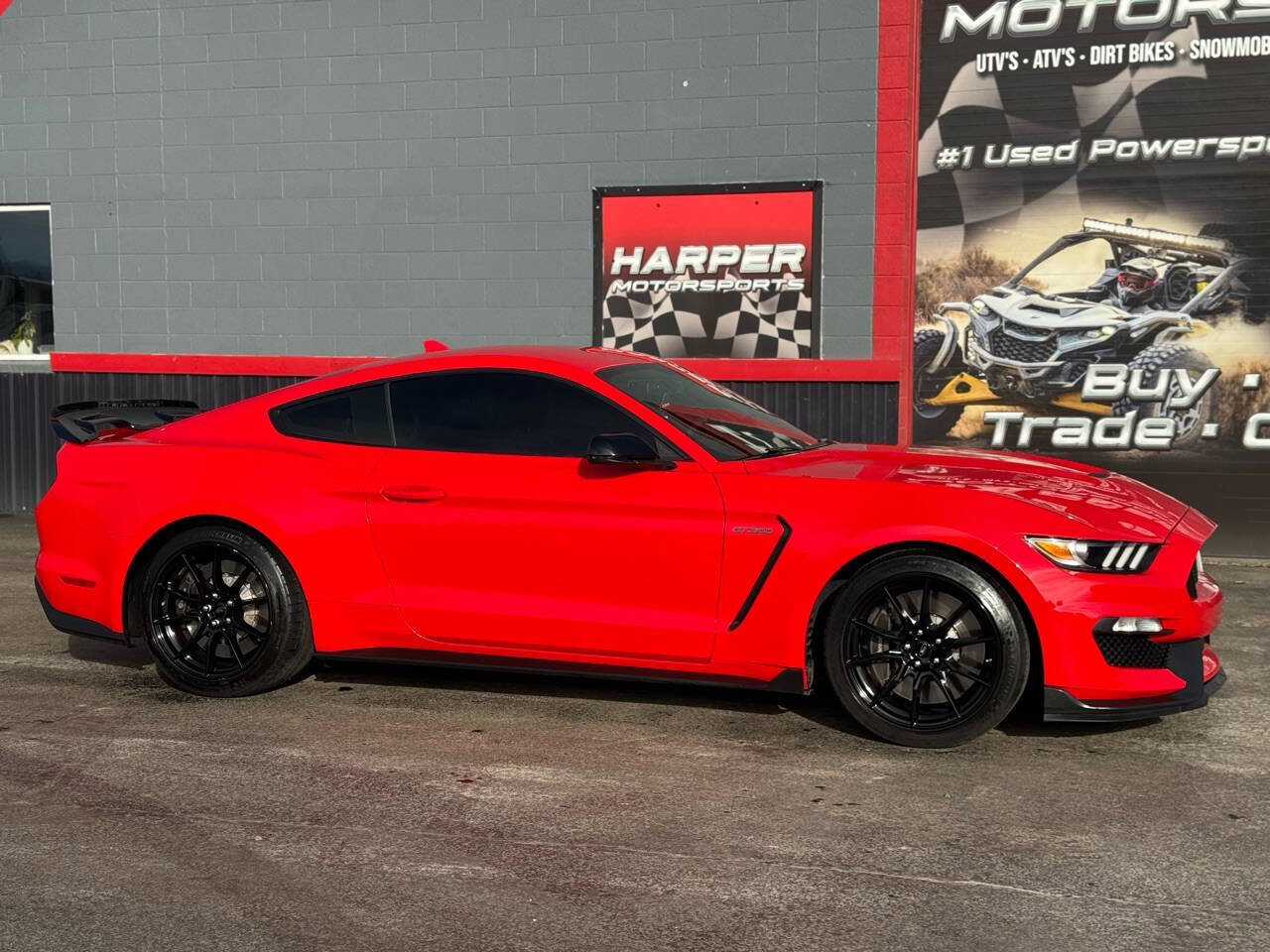 Used 2020 Ford Mustang Shelby GT350 w/ Technology Package image 4