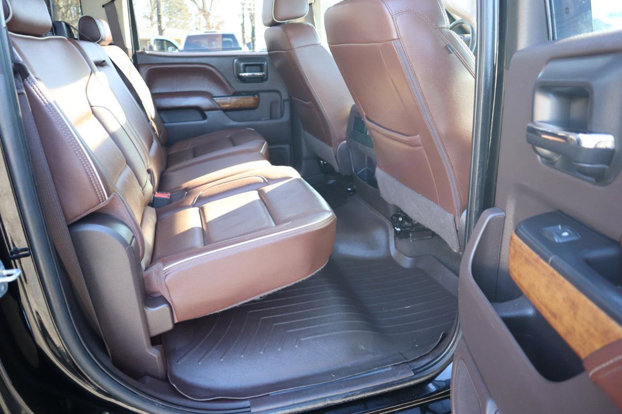 Used 2019 Chevrolet Silverado 2500 High Country w/ Duramax Plus Package image 17