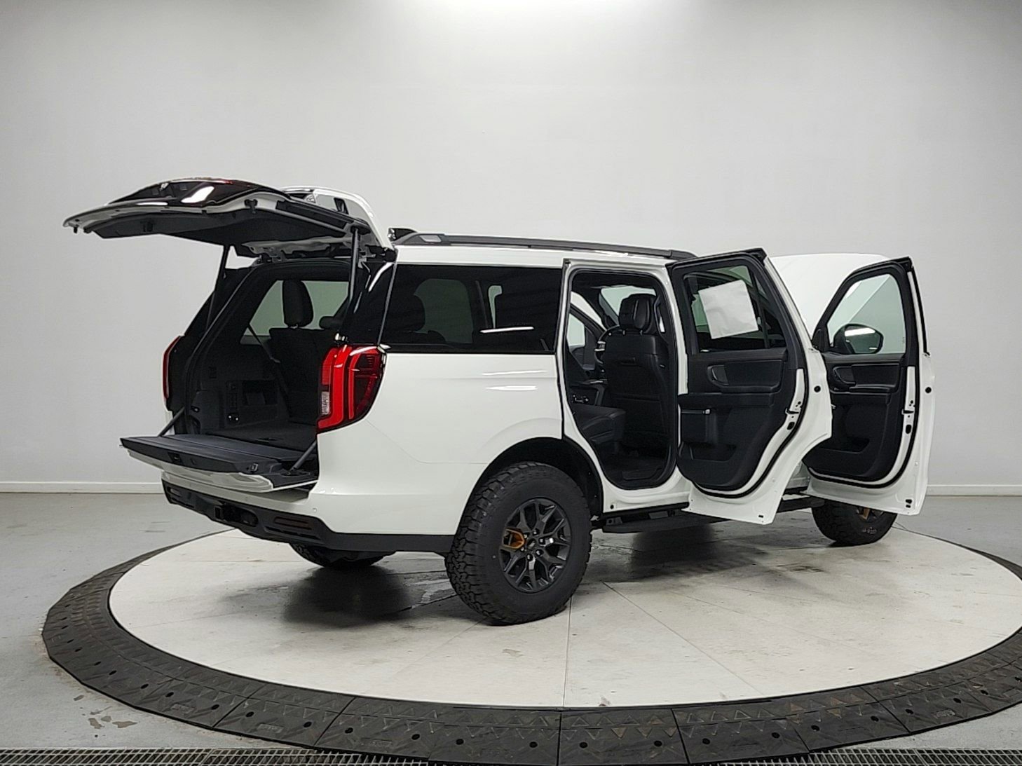 New 2026 Ford Expedition Tremor AWD/4WD image 15