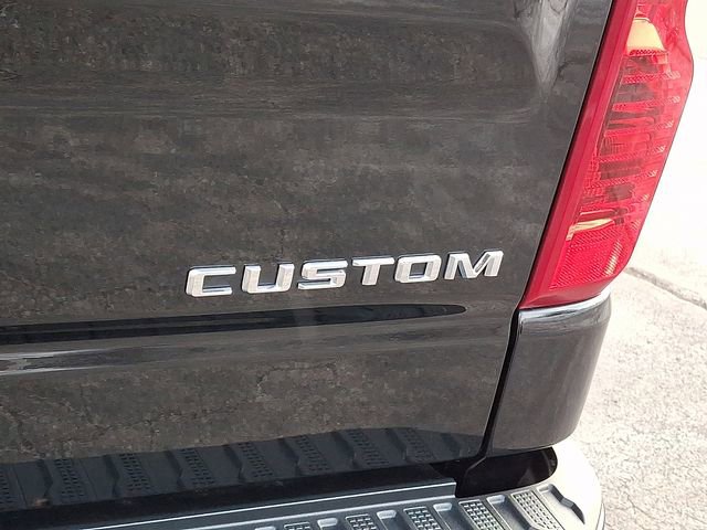 Used 2022 Chevrolet Silverado 1500 Custom image 32