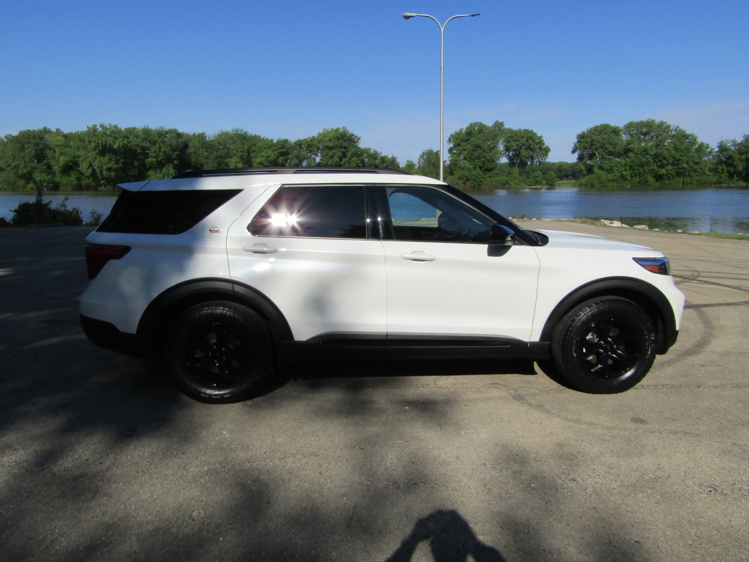 Used 2023 Ford Explorer Timberline w/ Timberline Technology Package AWD/4WD image 5