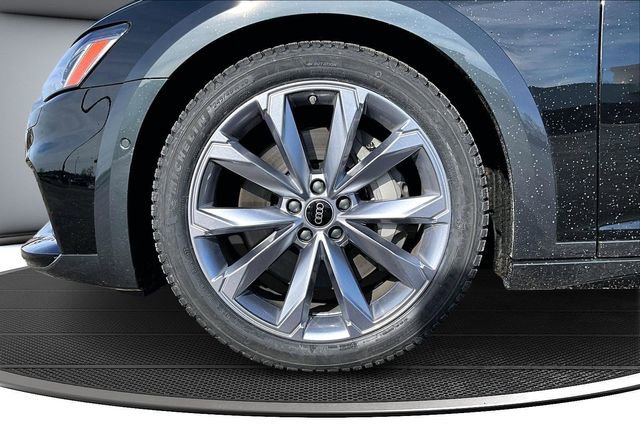 Used 2025 Audi A6 Premium Plus image 34