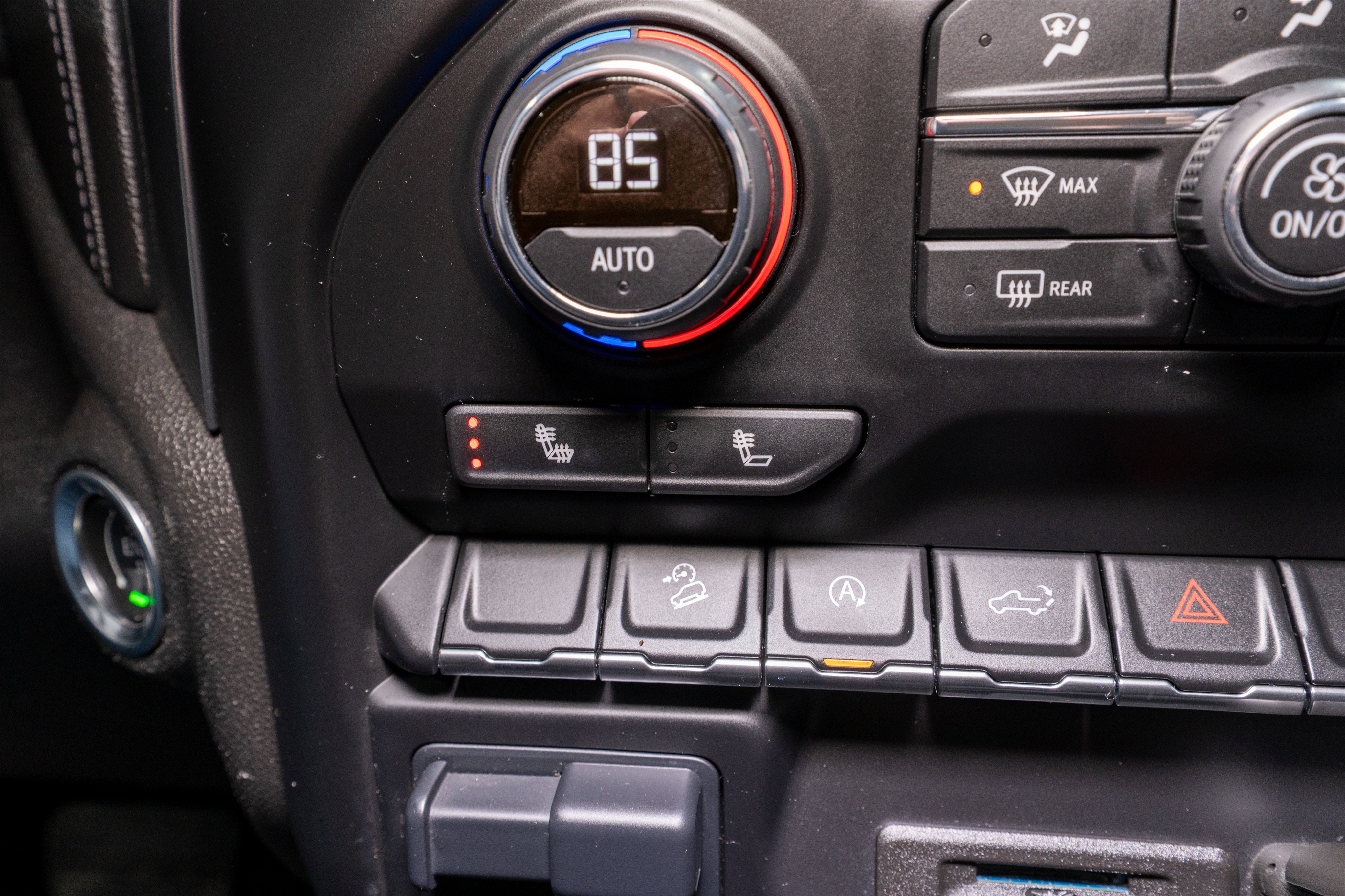 Used 2020 Chevrolet Silverado 1500 LT w/ All-Star Edition image 23