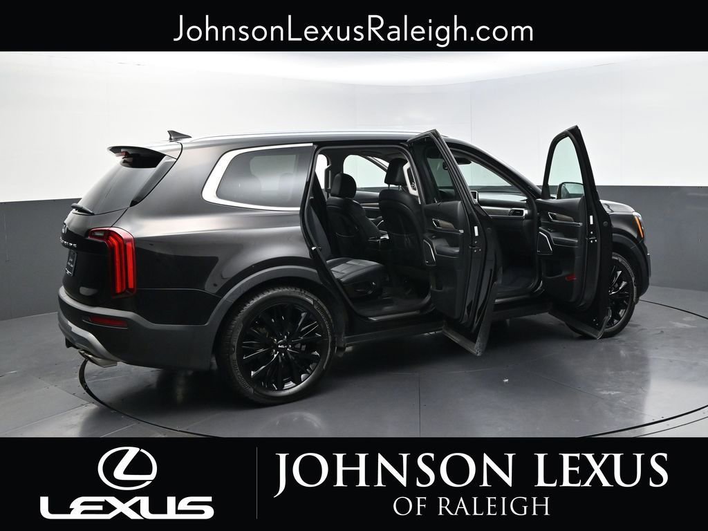 Used 2022 Kia Telluride SX w/ Towing Package FWD image 24
