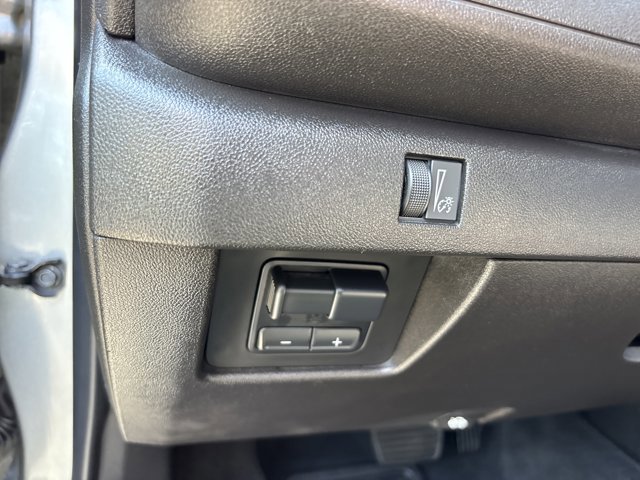 Used 2024 Chevrolet Colorado Trail Boss w/ Advanced Trailering Package image 22