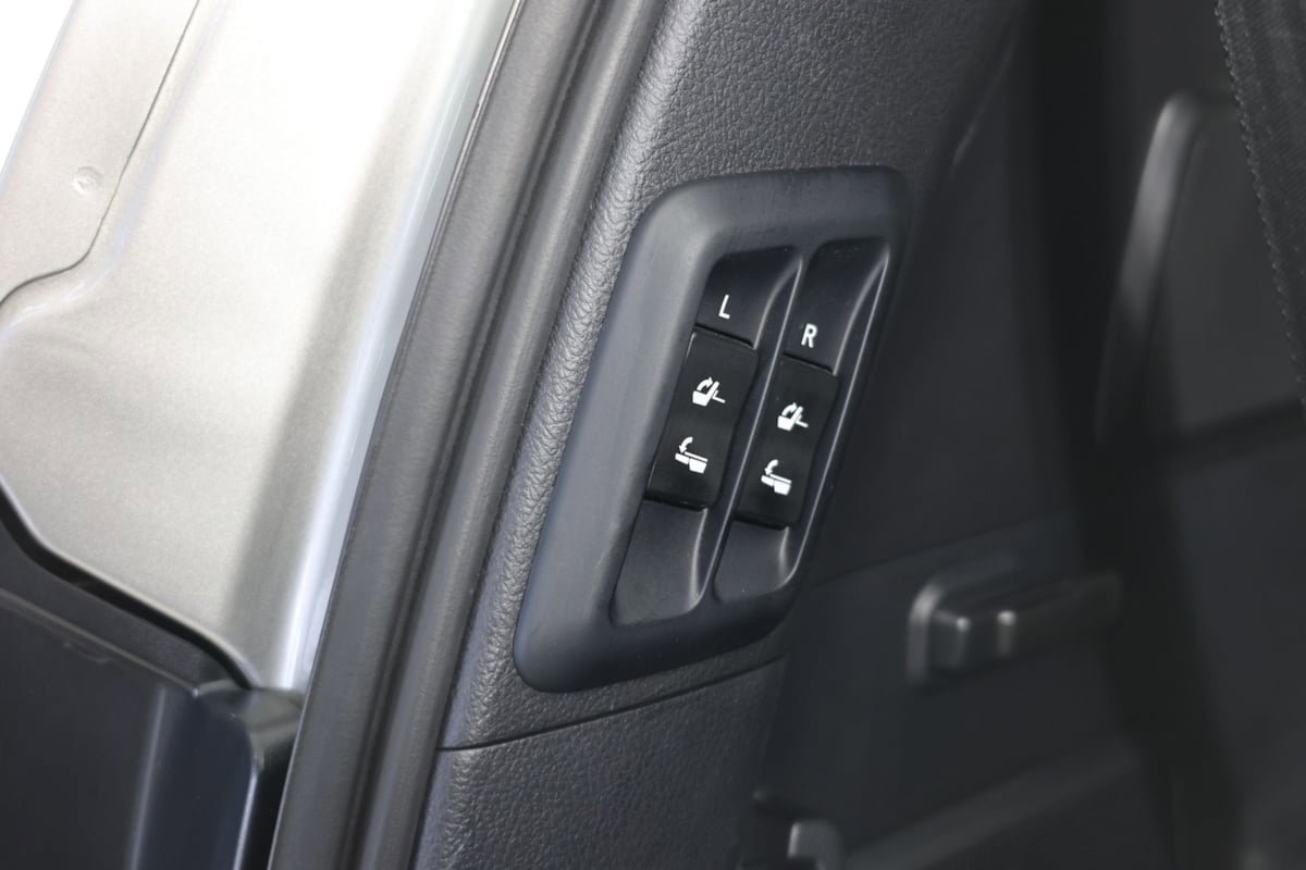 Used 2023 Lexus GX 460 Premium w/ Accessory Package AWD/4WD image 48