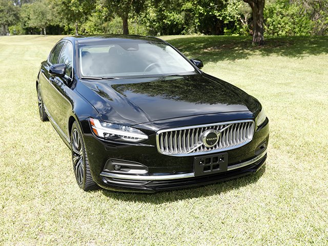 Used 2024 Volvo S90 B6 Plus AWD/4WD image 7