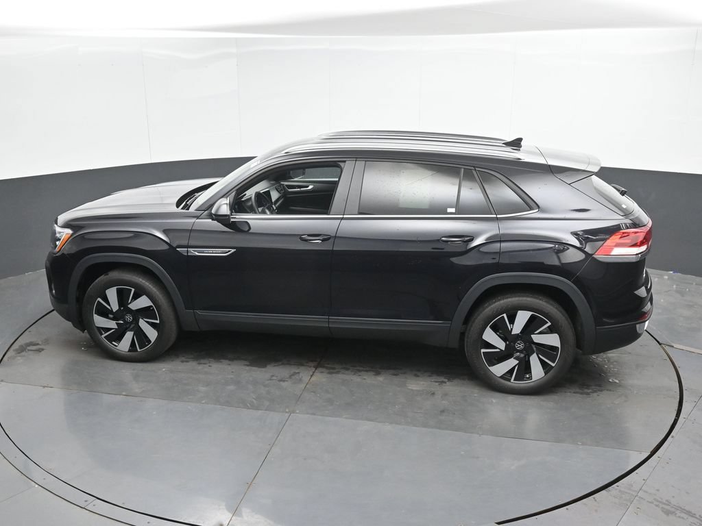 Used 2024 Volkswagen Atlas Cross Sport SE AWD/4WD image 36