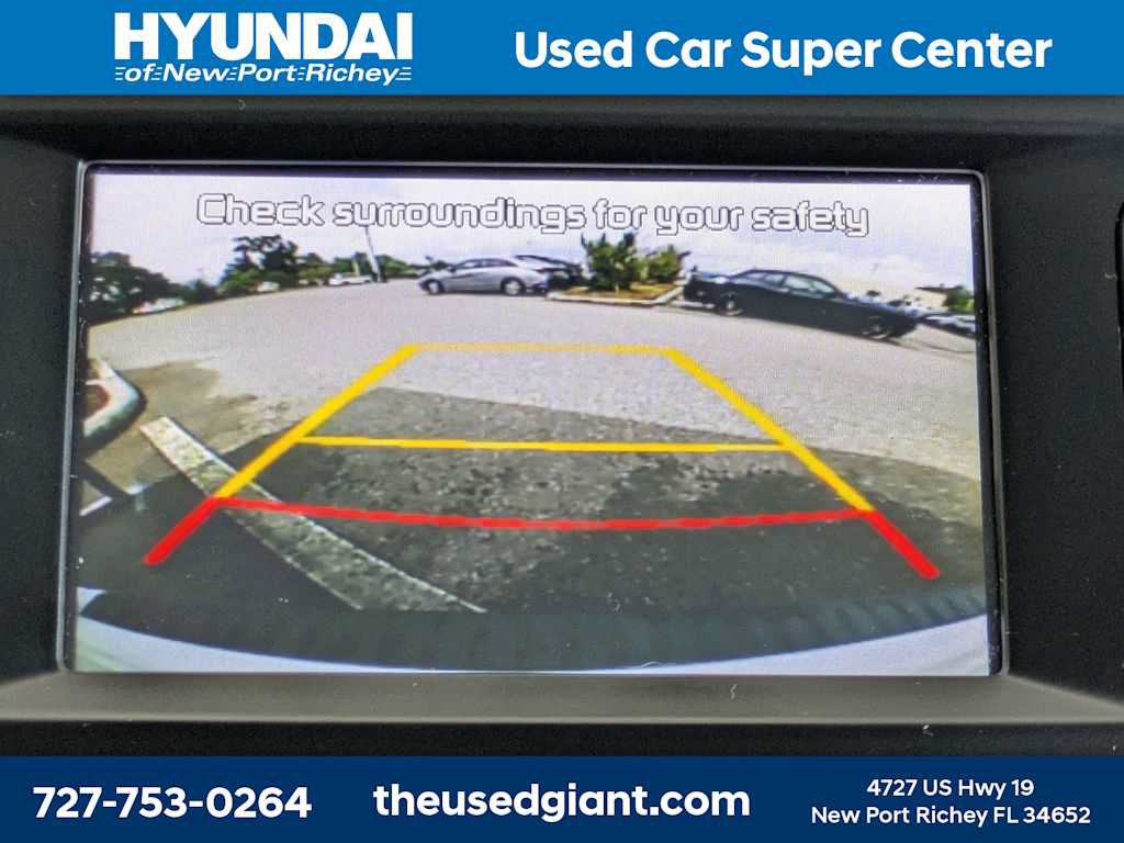 Used 2016 Kia Sedona LX w/ LX Convenience Package FWD image 25