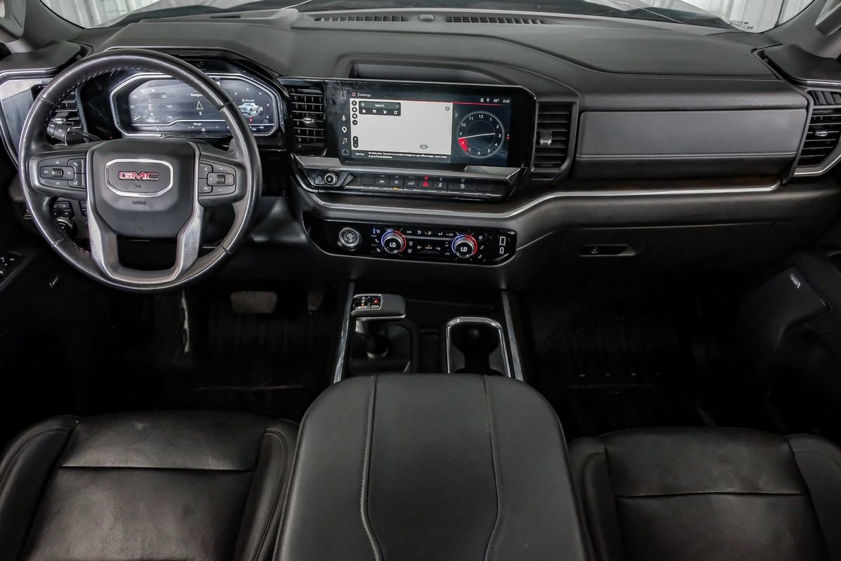 Used 2023 GMC Sierra 1500 SLT AWD/4WD image 13