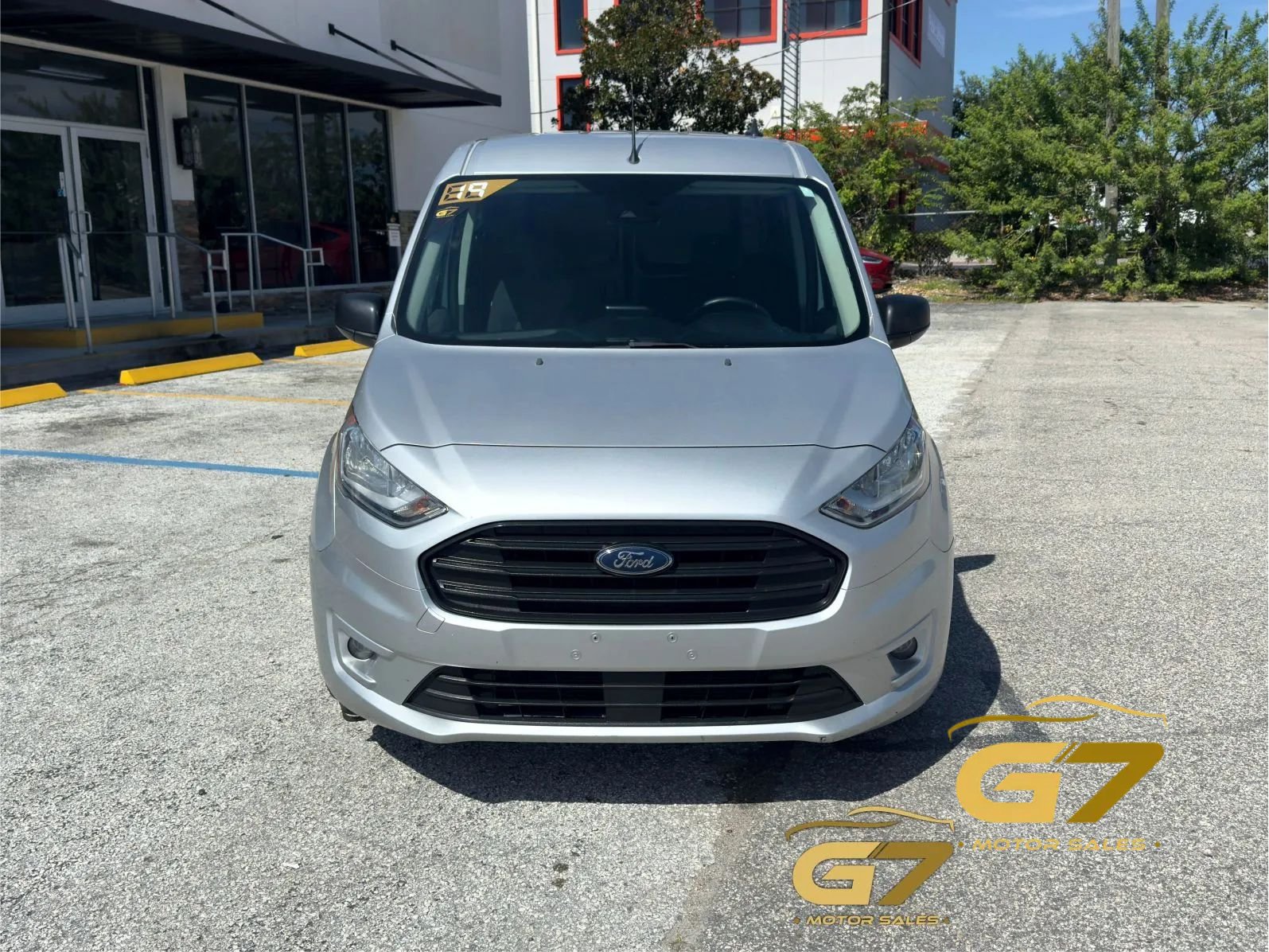 Used 2019 Ford Transit Connect XLT FWD image 2