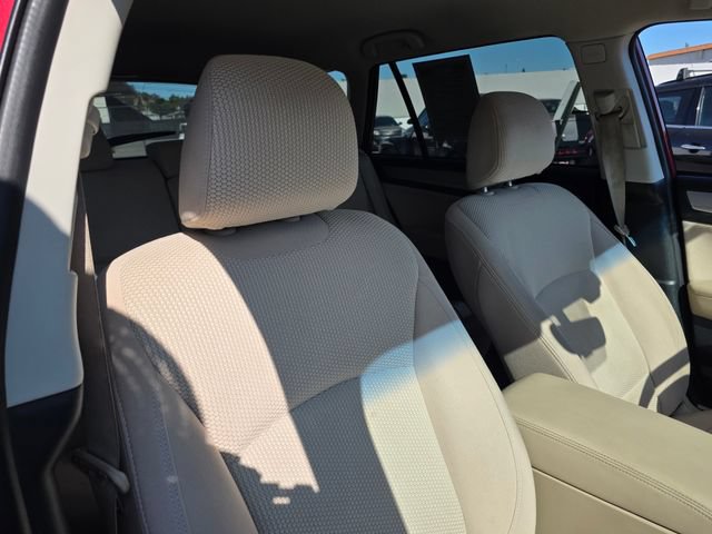 Used 2019 Subaru Outback 2.5i AWD/4WD image 11