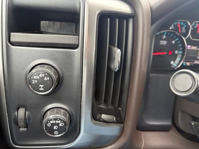 Used 2015 Chevrolet Silverado 1500 LT w/ All Star Edition AWD/4WD image 23