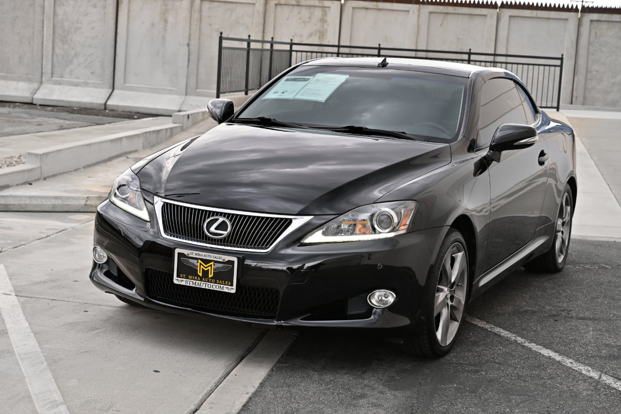 Used 2012 Lexus IS 350C w/ Luxury Pkg RWD image 17