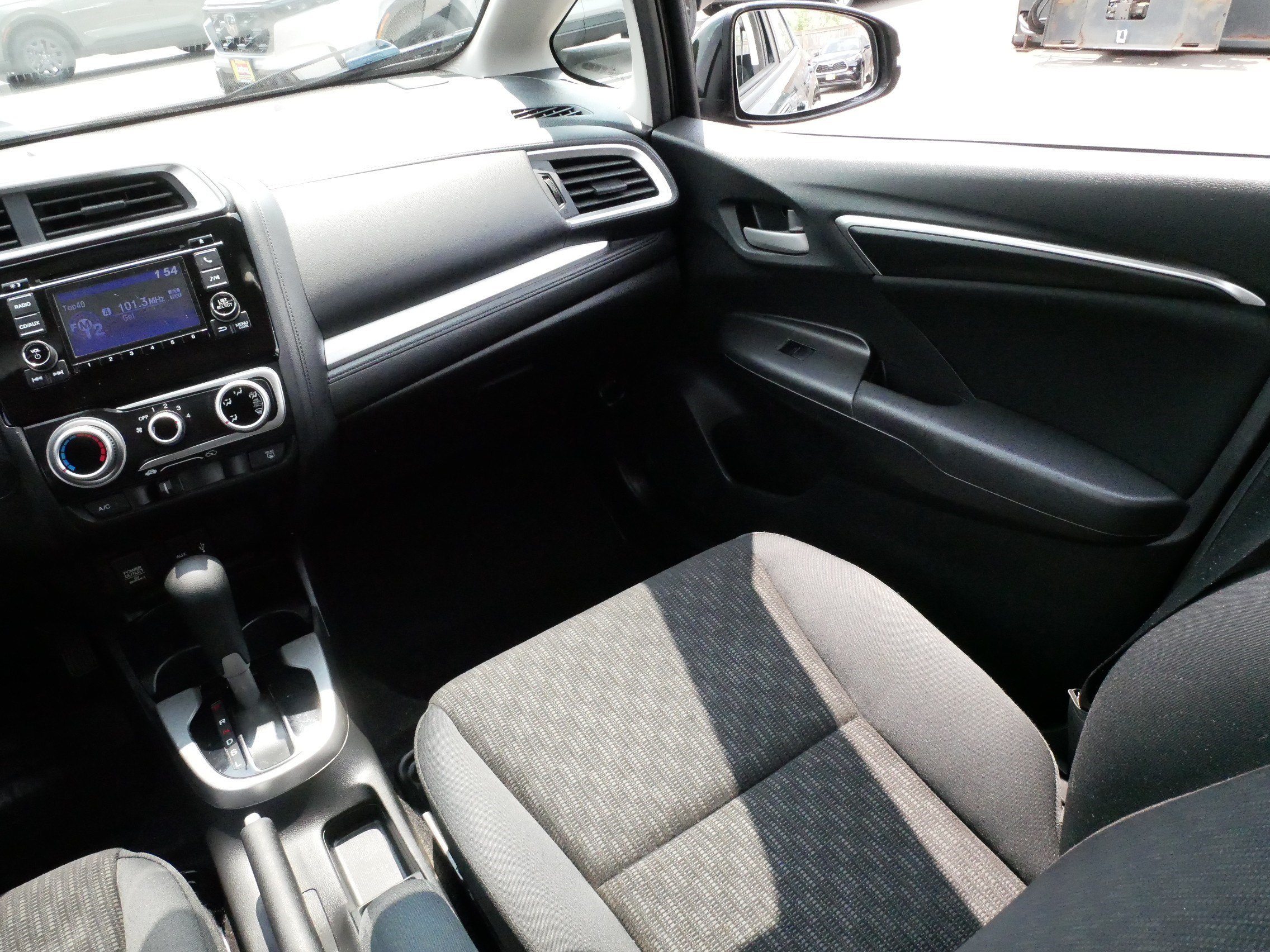 Used 2015 Honda Fit LX image 11